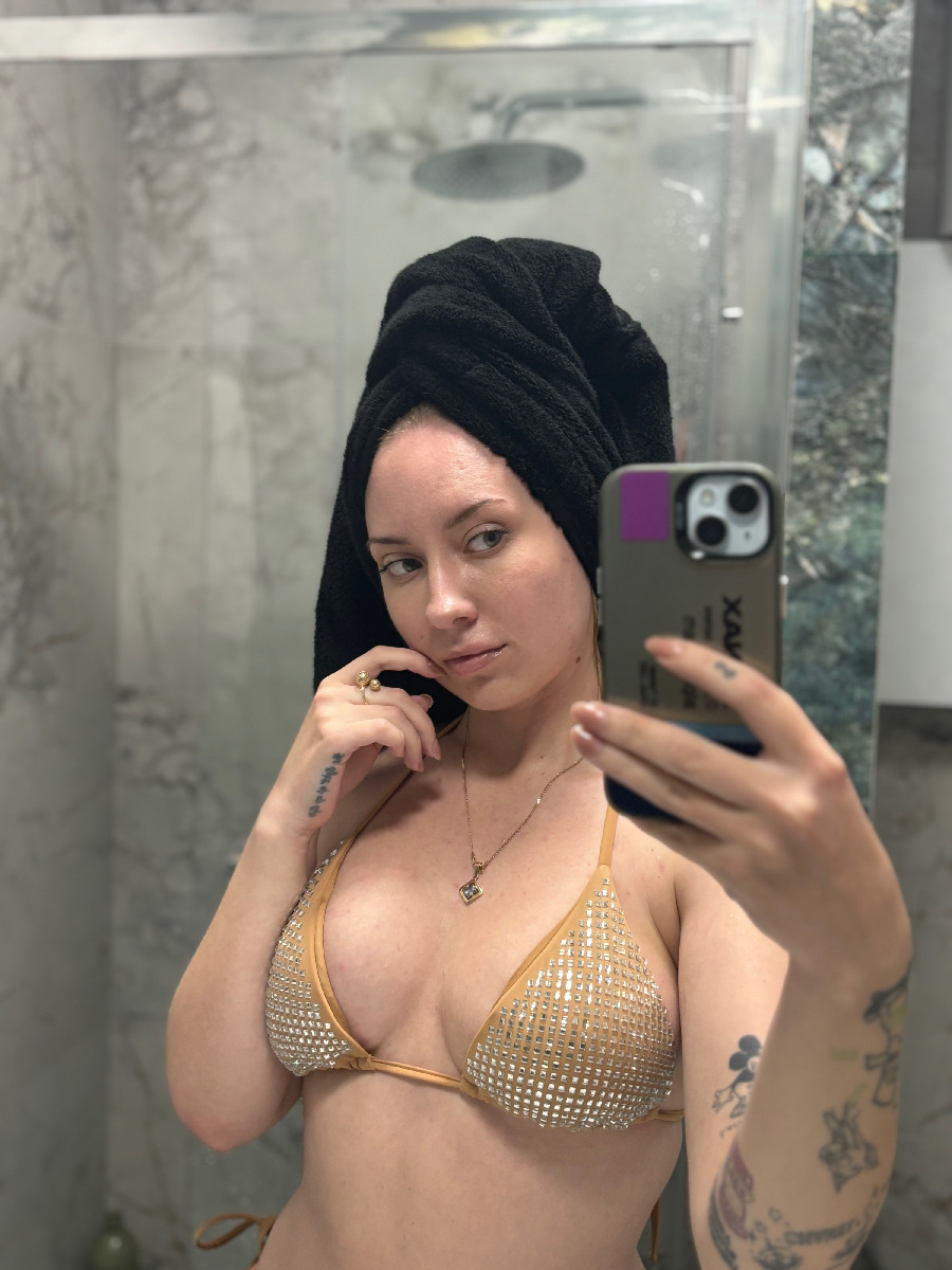 Nude girl KateV in Santo Domingo